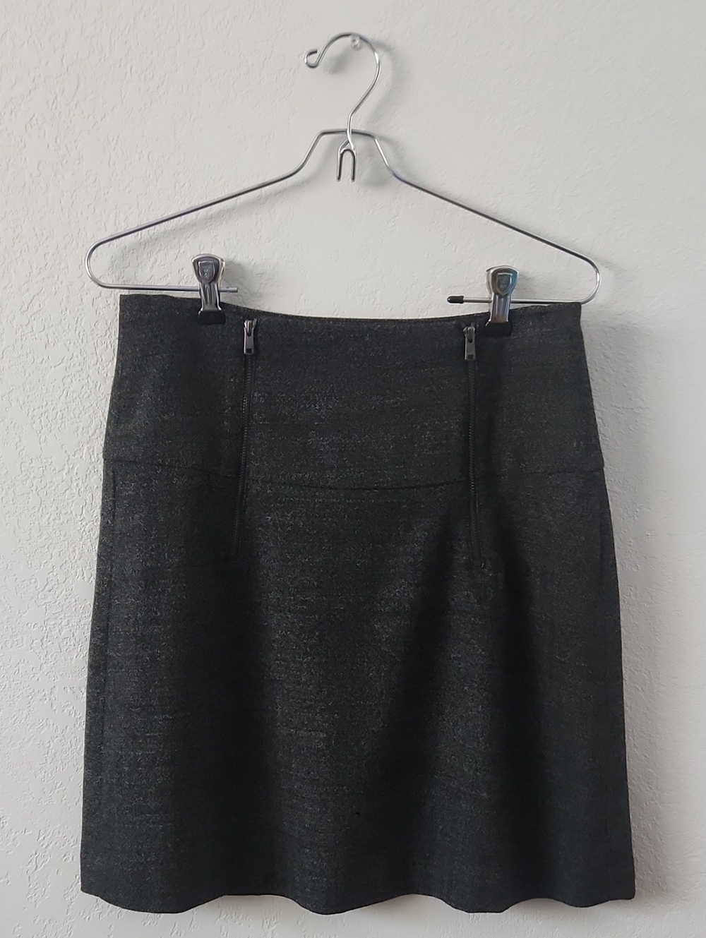 Ann TAYLOR Classic Black A-Line Skirt